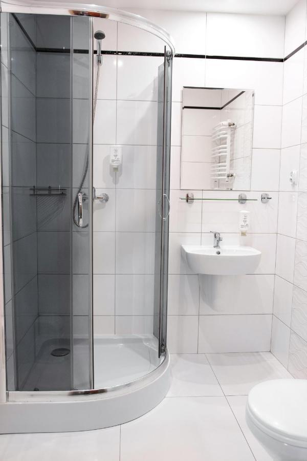 Bed and Breakfast Senator Катовице Экстерьер фото